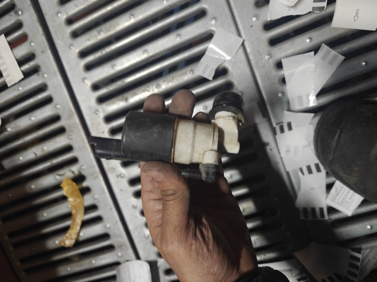 Motor do deposito de agua do Limpa Vidros SEAT IBIZA III (6L1) | 02 - 09