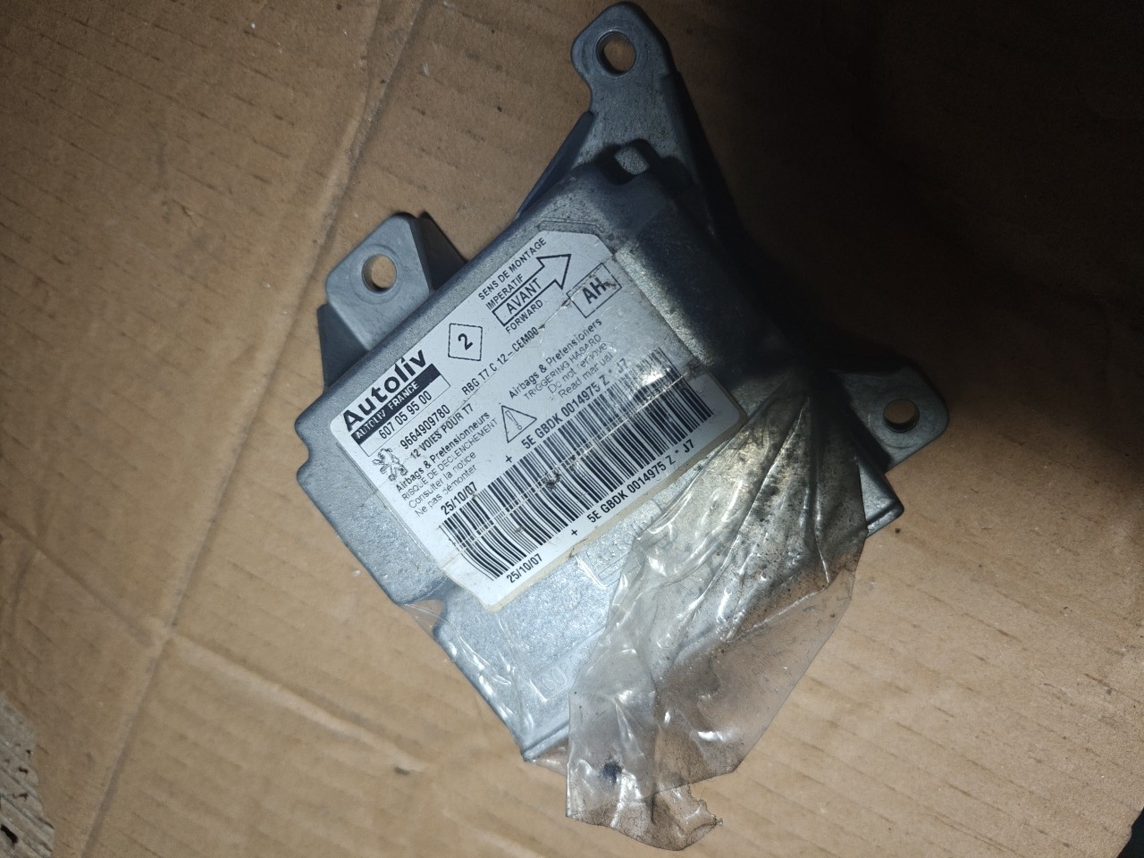 Centralina de Airbags CITROEN C2 (JM_) | 03 - 17