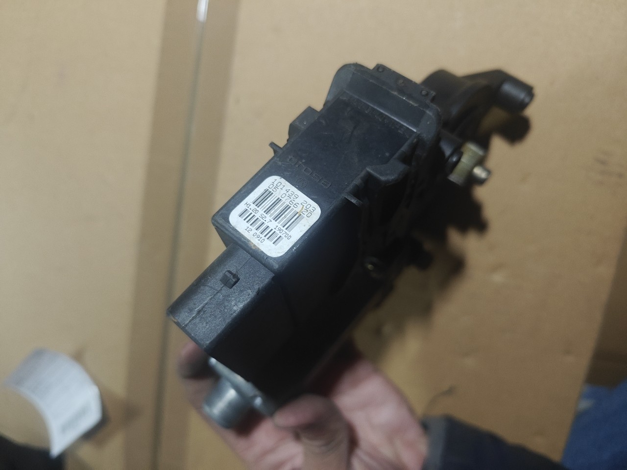 Motor do Elevador de Vidro Tras Esquerdo VOLKSWAGEN PASSAT Variant (3B5) | 97 - 01 Imagem-4
