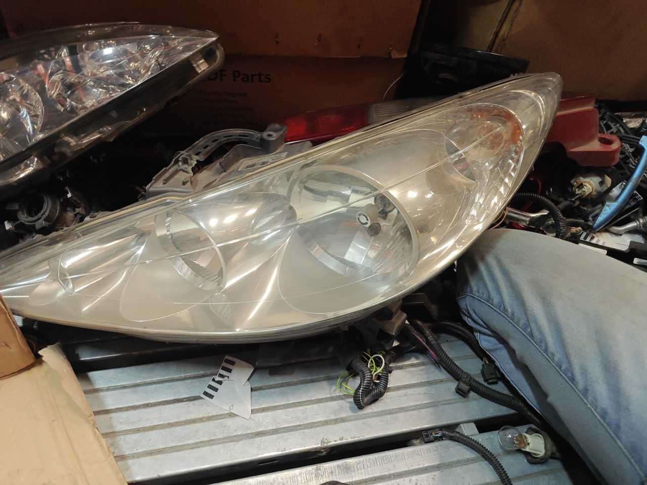 Farol Frente Esquerdo / Otica Esquerda PEUGEOT 207 (WA_, WC_) | 06 - 15