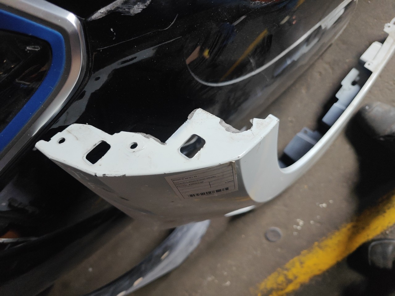 Guarda Lamas Frente Direito BMW i3 (I01) | 13 -  Imagem-1