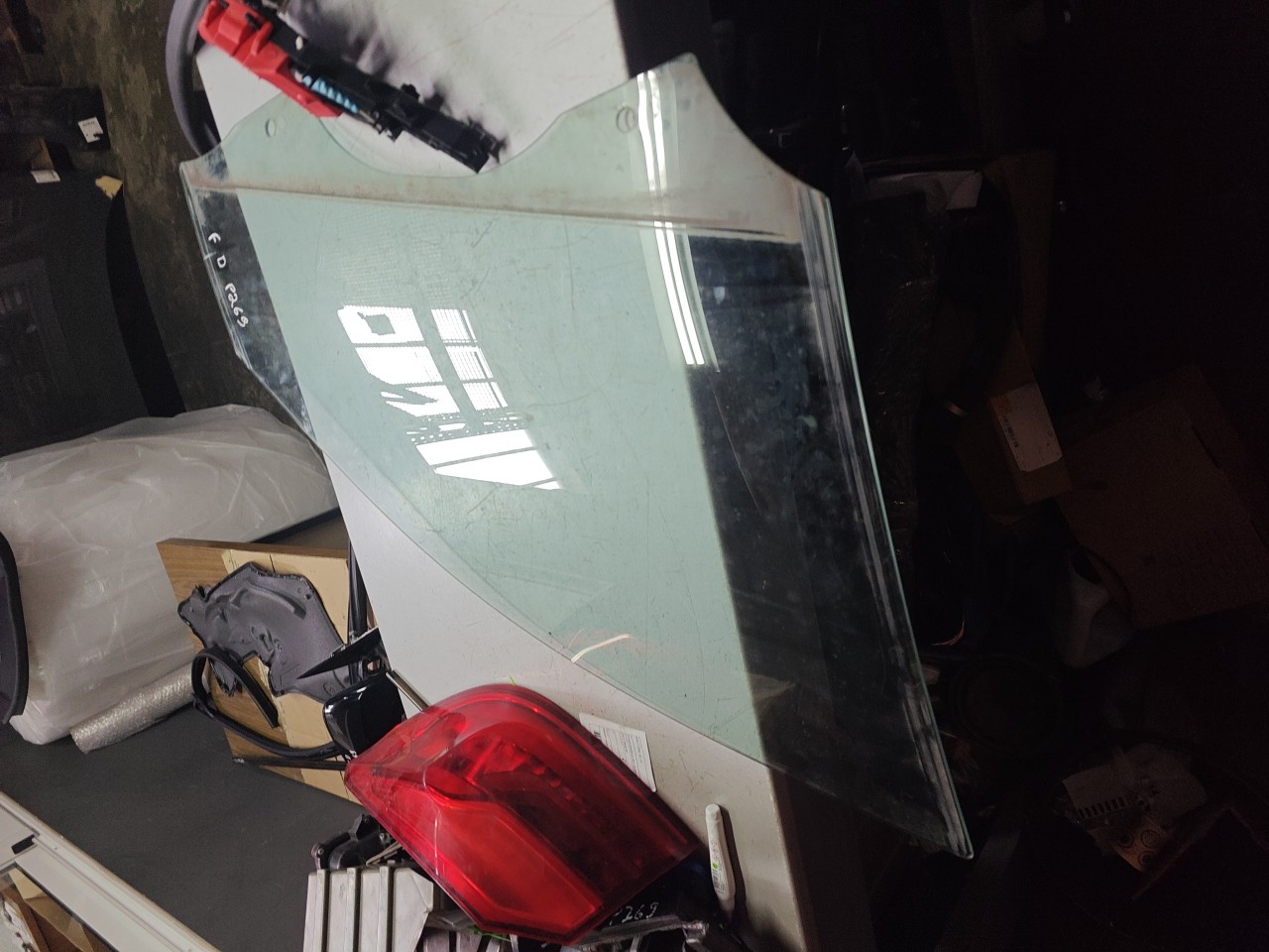 Vidro Porta Frente Direita BMW 3 (F30, F80) | 11 - 18