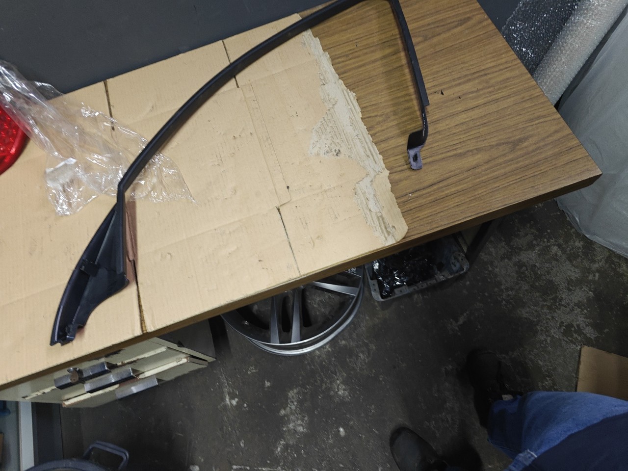 Plastico / Acabamento da Porta Frente Esquerda BMW 1 (F20) | 11 - 19