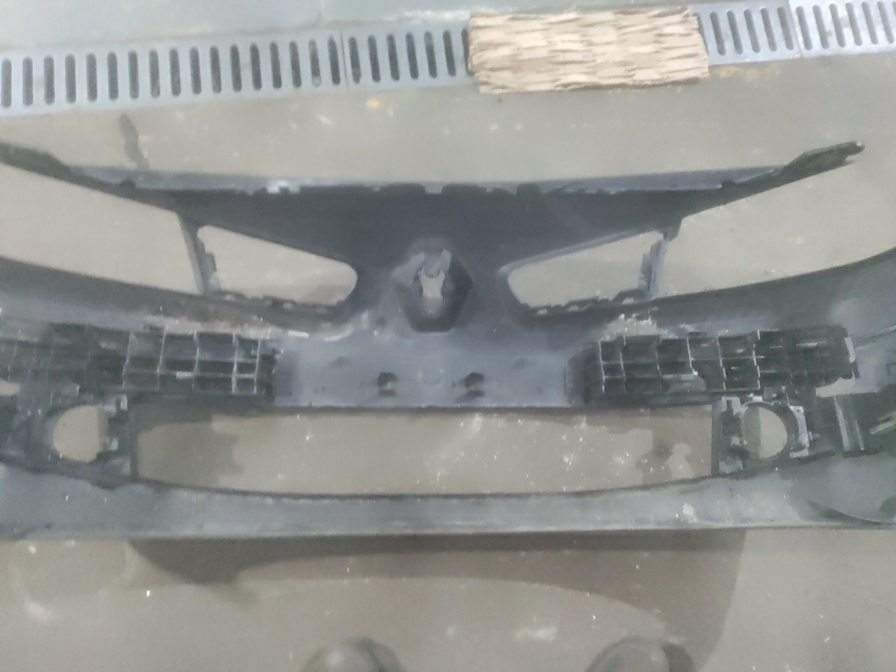 Parachoques Frente / Para Choques Frontal nu RENAULT MEGANE II (BM0/1_, CM0/1_) | 01 - 12 Imagem-15