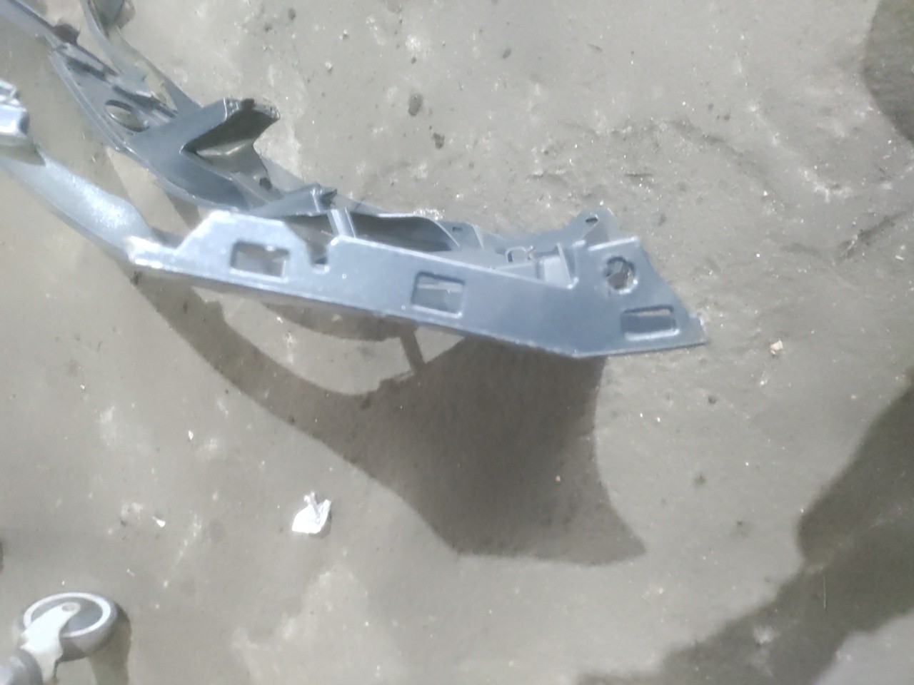 Parachoques Frente / Para Choques Frontal nu RENAULT MEGANE IV Hatchback (B9A/M/N_) | 15 -  Imagem-9