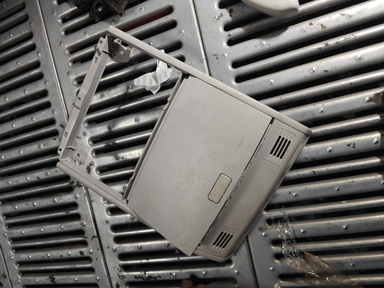 Porta Oculos VOLKSWAGEN GOLF VI (5K1) | 08 - 14 Imagem-0 Porta Oculos VOLKSWAGEN GOLF VI (5K1) | 08 - 14 Imagem-0