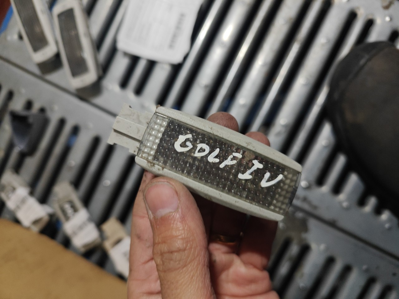 Luz de matricula VOLKSWAGEN GOLF VI (5K1) | 08 - 14