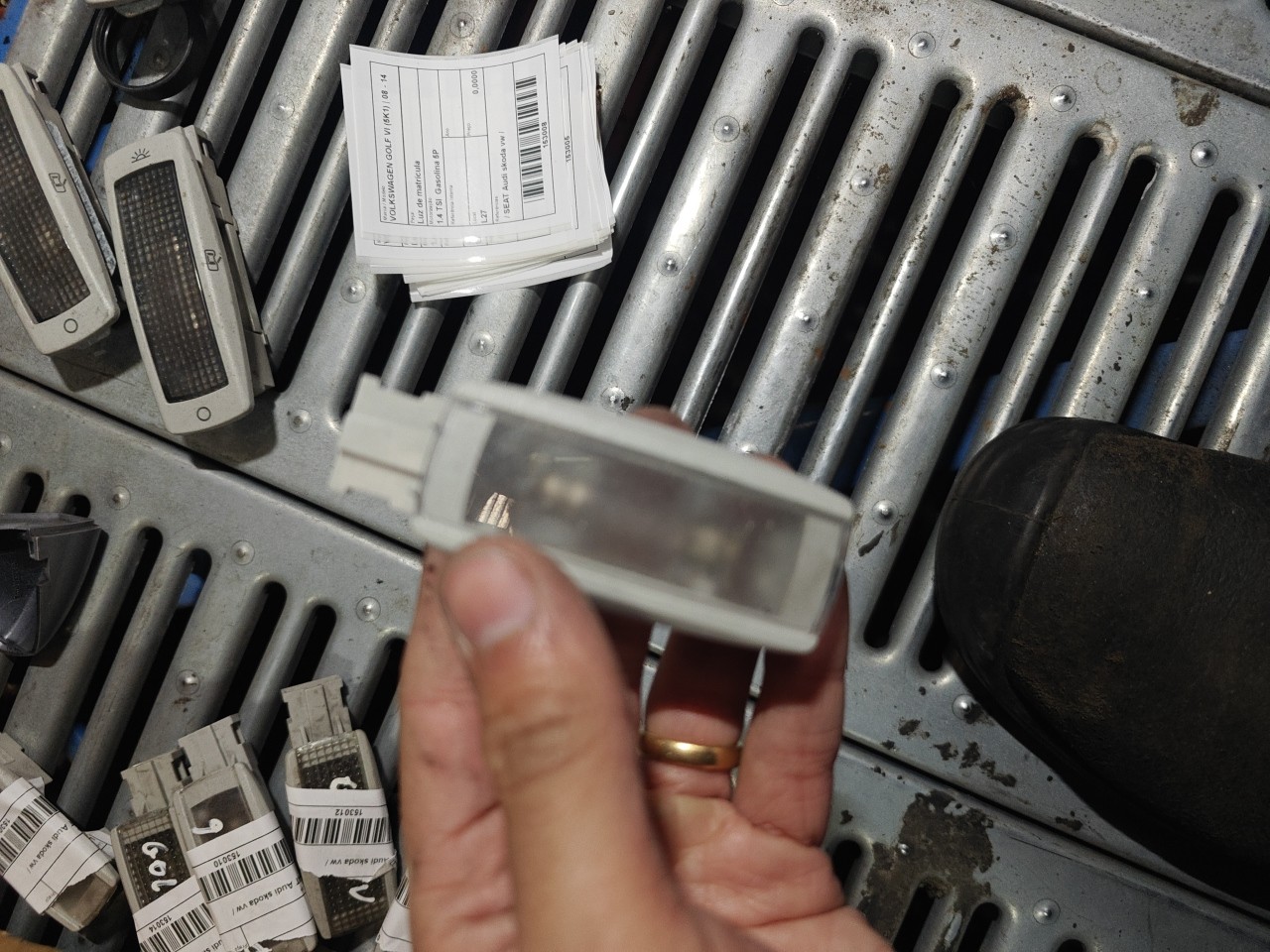 Luz de matricula VOLKSWAGEN GOLF VI (5K1) | 08 - 14