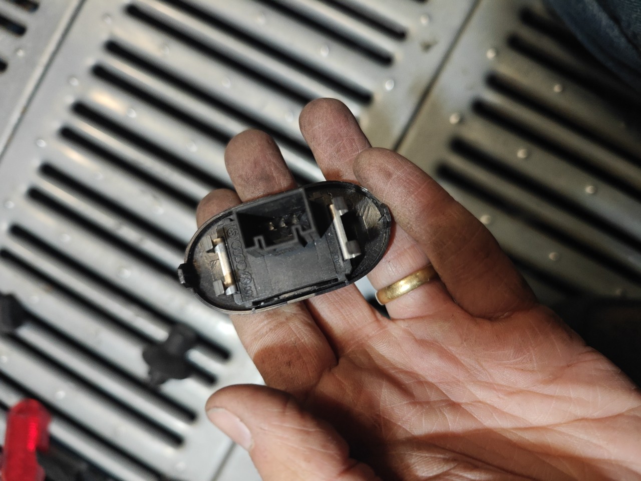 Interruptor / Botão SEAT IBIZA IV (6J5, 6P1) | 08 - 17 Imagem-2