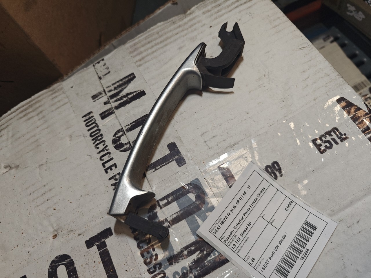 Puxador Exterior Porta Frente Direita SEAT IBIZA IV (6J5, 6P1) | 08 - 17