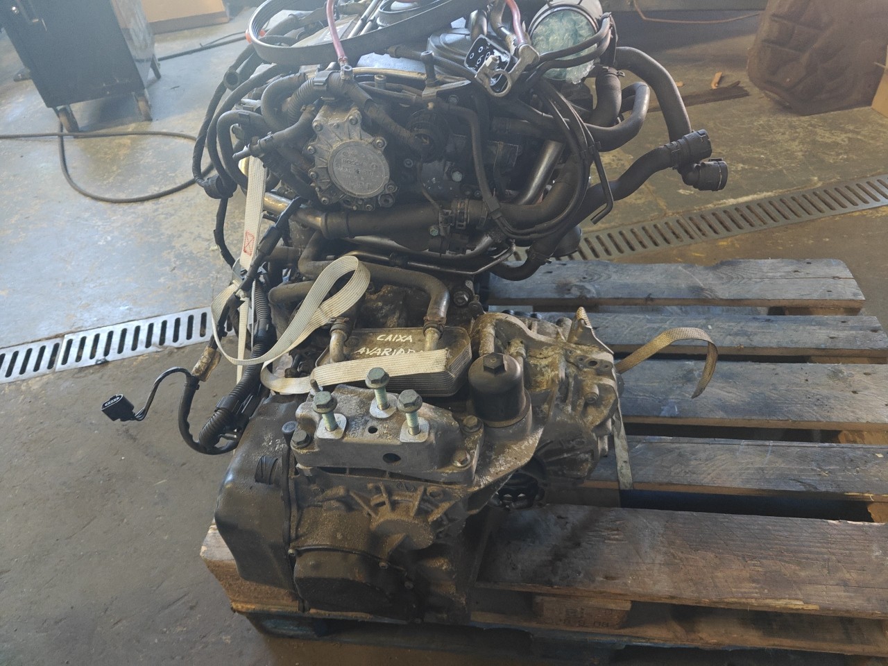 Motor com acessorios VOLKSWAGEN PASSAT Variant (3C5) | 05 - 11 Imagem-2