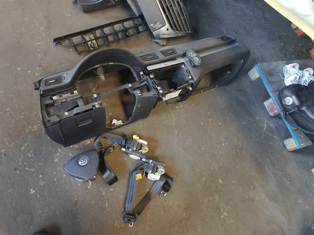 Tablero de instrumentos VOLKSWAGEN PASSAT Variant (3C5) | 05 - 11