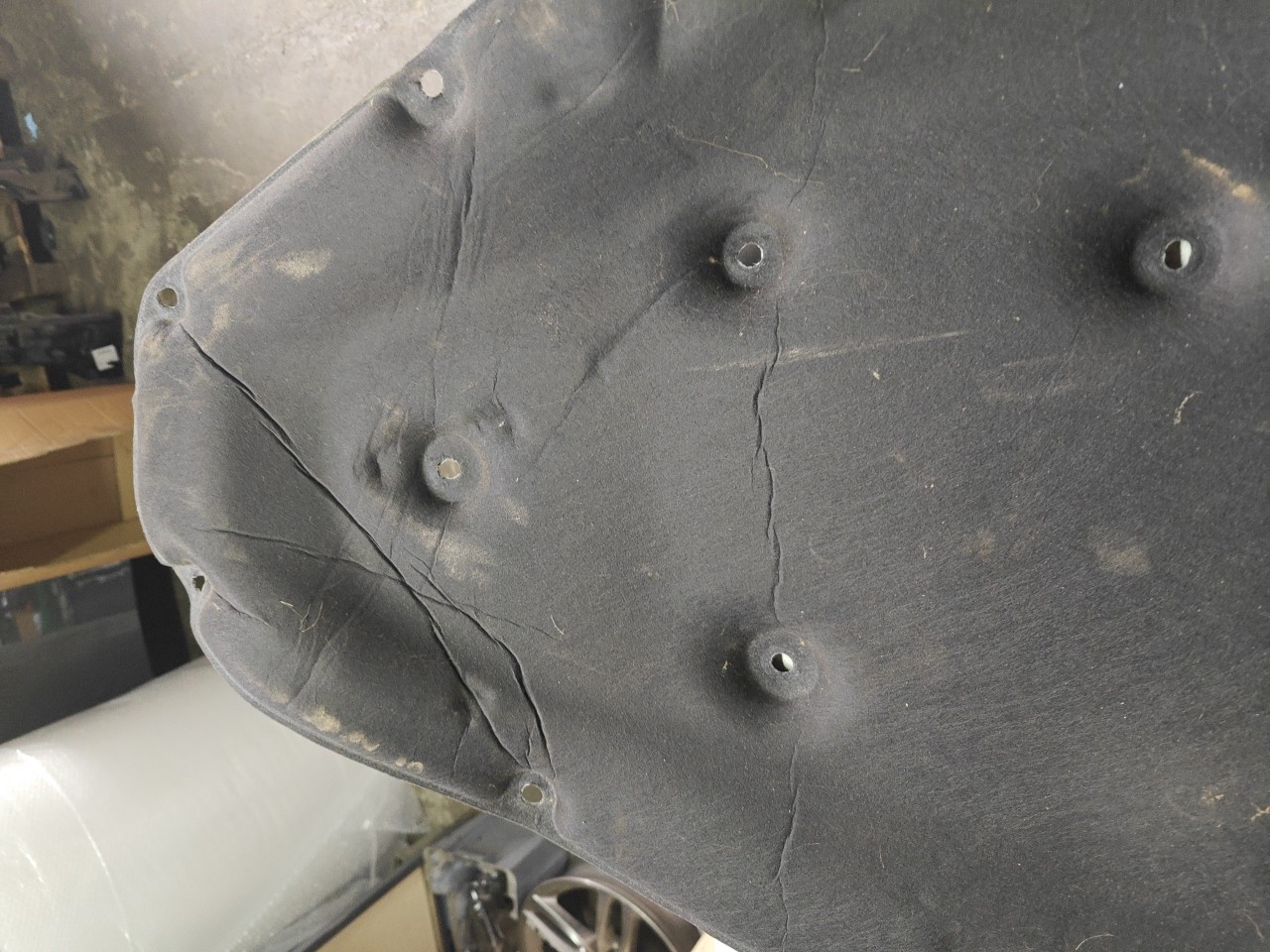 Forra / Blindagem do Capot insonorização interior BMW 4 Gran Coupe (F36) | 14 -  Imagem-2 Forra / Blindagem do Capot insonorização interior BMW 4 Gran Coupe (F36) | 14 -  Imagem-2