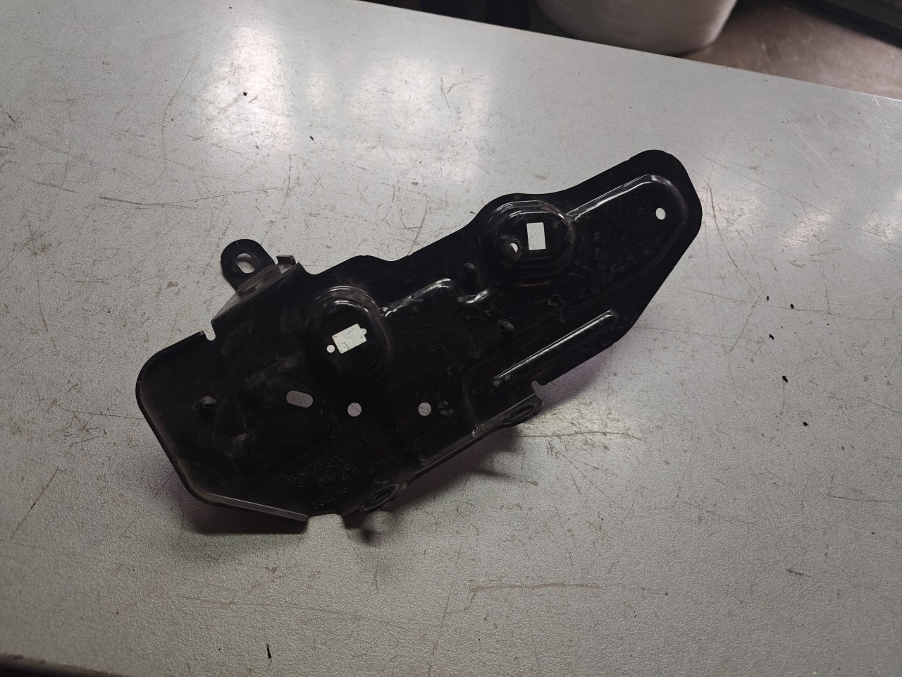 Suporte / Guia / Apoio de chapa aluminio BMW 4 Gran Coupe (F36) | 14 - 