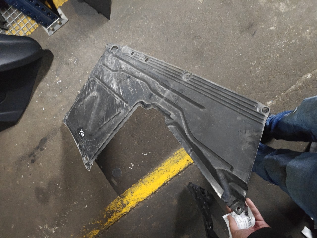 Blindagem Resguardo Inferior Caixa de Velocidades BMW 4 Gran Coupe (F36) | 14 -  Imagem-3 Blindagem Resguardo Inferior Caixa de Velocidades BMW 4 Gran Coupe (F36) | 14 -  Imagem-3