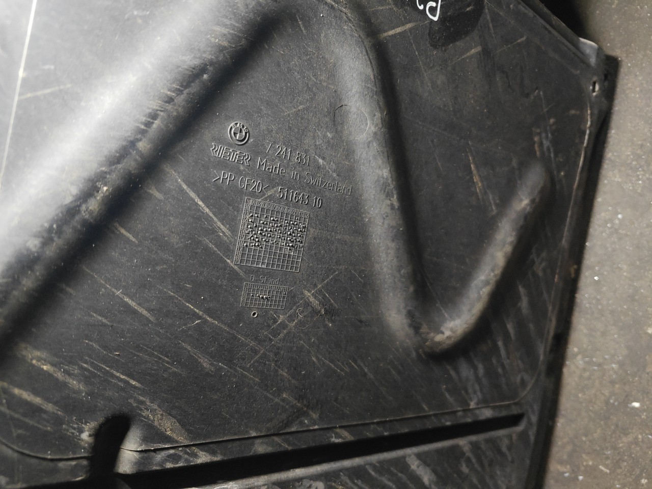 Blindagem Resguardo Inferior Caixa de Velocidades BMW 4 Gran Coupe (F36) | 14 -  Imagem-5 Blindagem Resguardo Inferior Caixa de Velocidades BMW 4 Gran Coupe (F36) | 14 -  Imagem-5