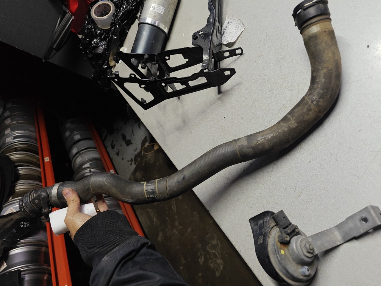 Tubo de Agua BMW 4 Gran Coupe (F36) | 14 -  Imagem-4 Tubo de Agua BMW 4 Gran Coupe (F36) | 14 -  Imagem-4