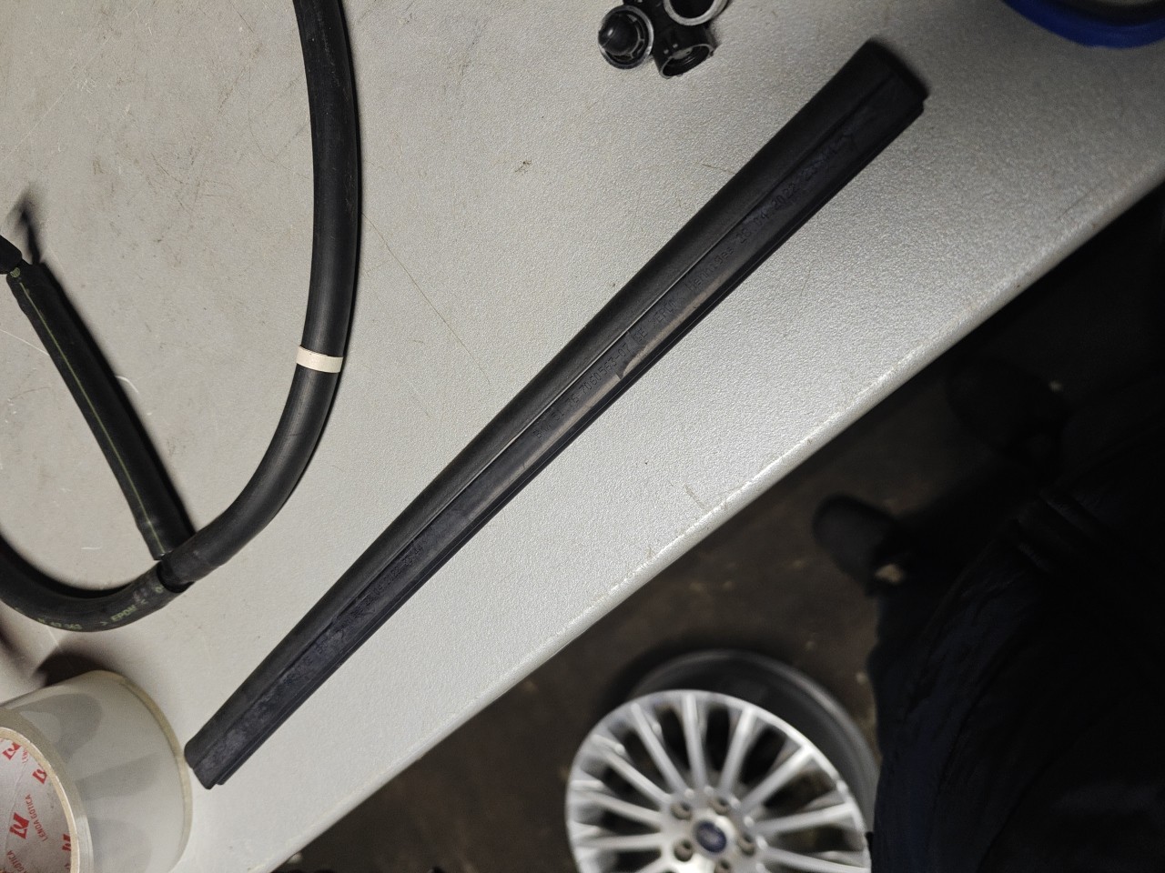 Borracha de Vedação do Capot BMW 3 Cabriolet (E93) | 06 - 13