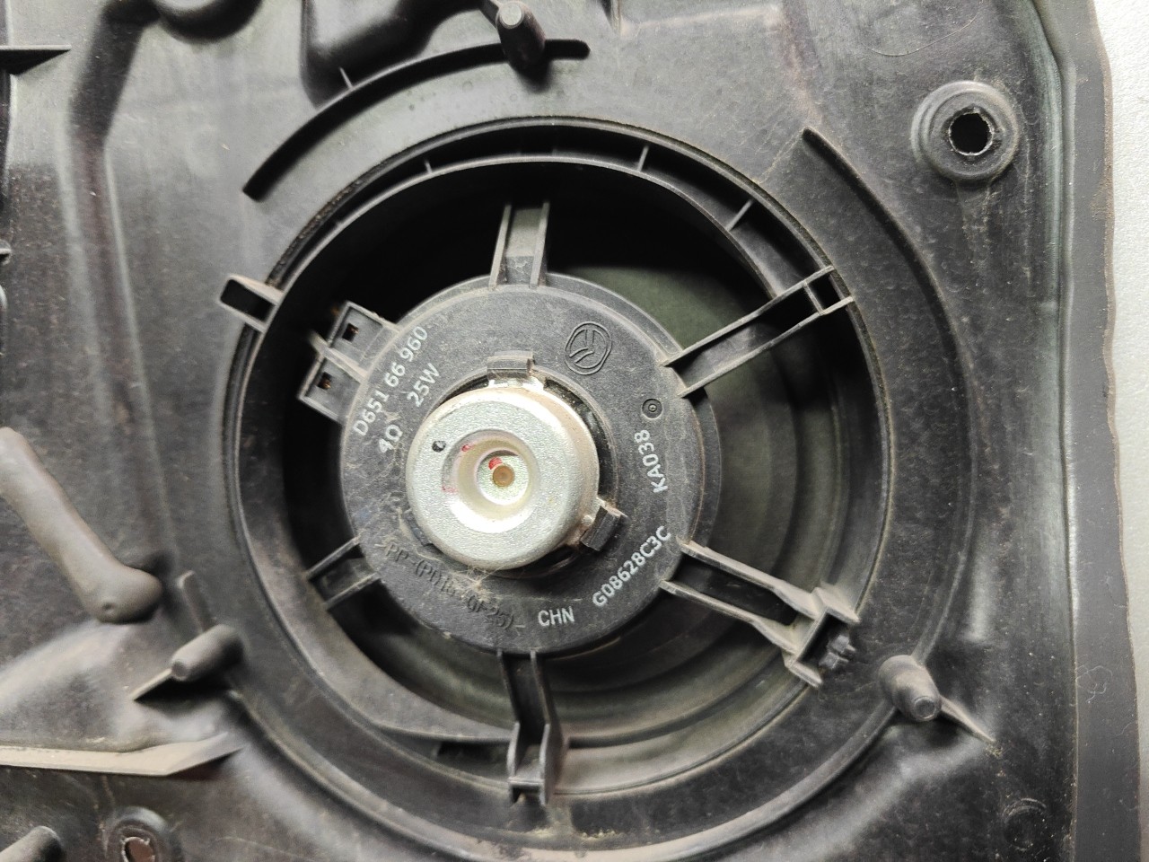 Coluna de Som da Porta Tras Direita MAZDA 2 (DE_, DH_) | 07 - 15