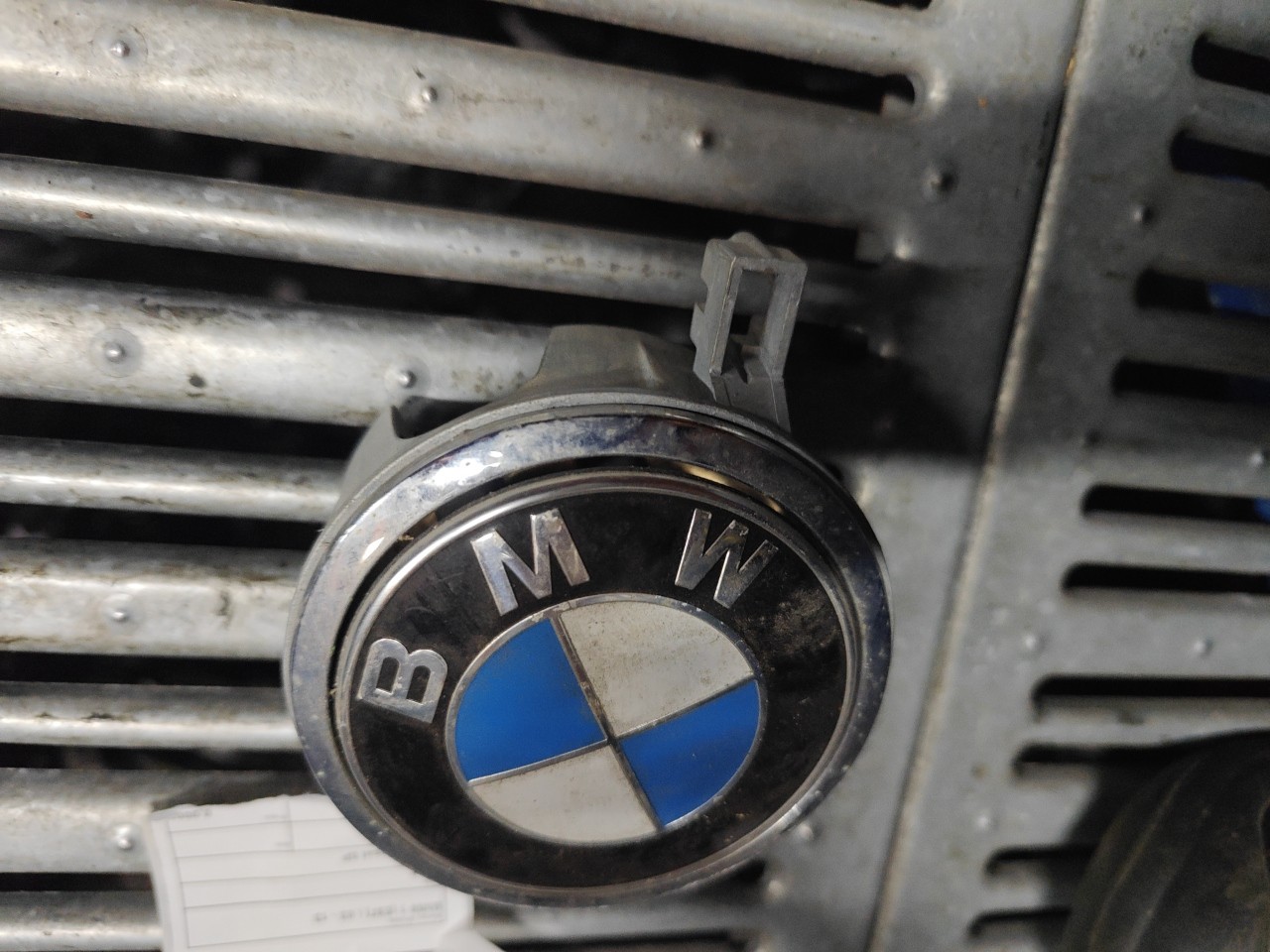 Puxador Exterior da Mala BMW 1 (E87) | 03 - 13 Imagem-1 Puxador Exterior da Mala BMW 1 (E87) | 03 - 13 Imagem-1