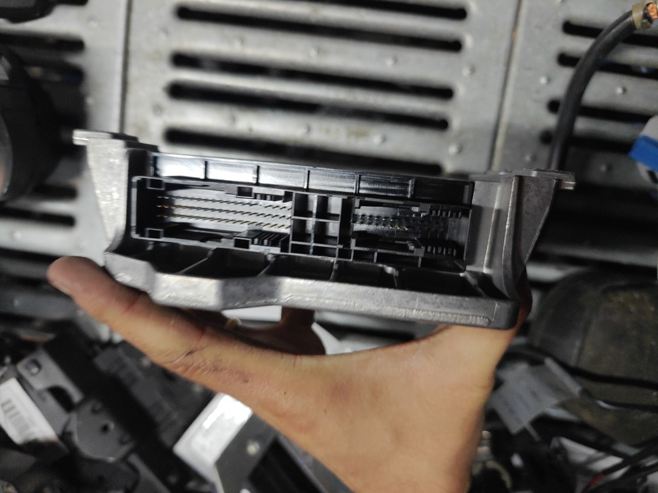 Centralina de Airbags BMW 1 (E87) | 03 - 13 Imagem-1 Centralina de Airbags BMW 1 (E87) | 03 - 13 Imagem-1