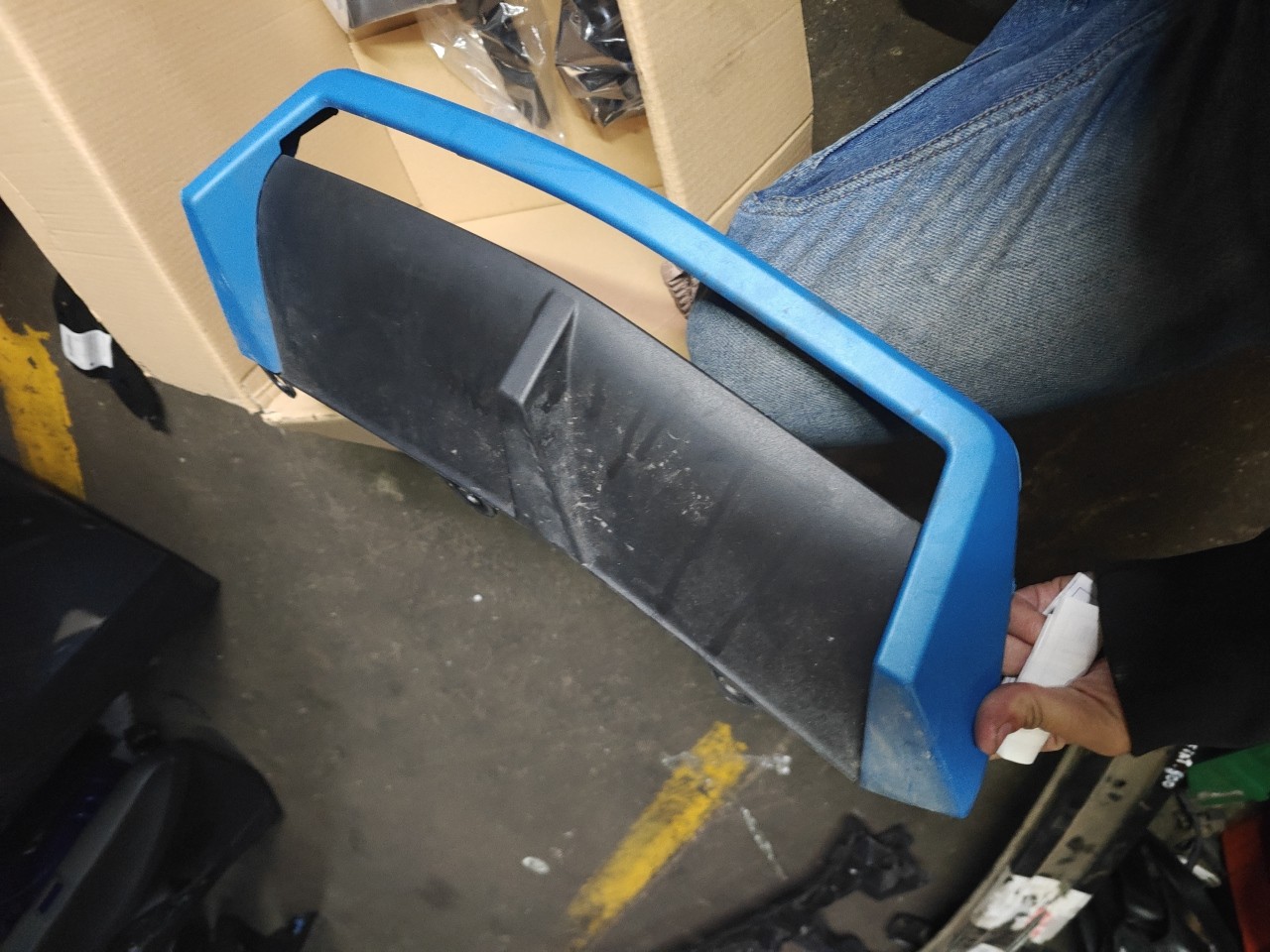 Friso do Parachoques Tras BMW iX i20