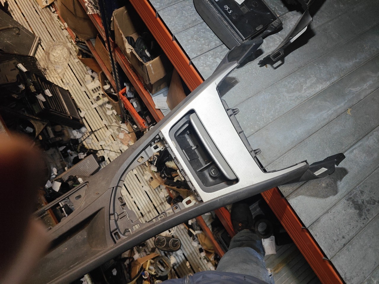 Consola Central Inferior BMW 3 (E90) | 04 - 12