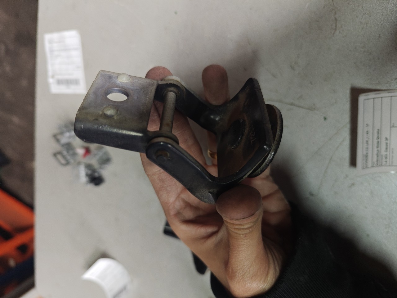 Dobradiça Mala Direita CITROEN C2 (JM_) | 03 - 17 Imagem-1
