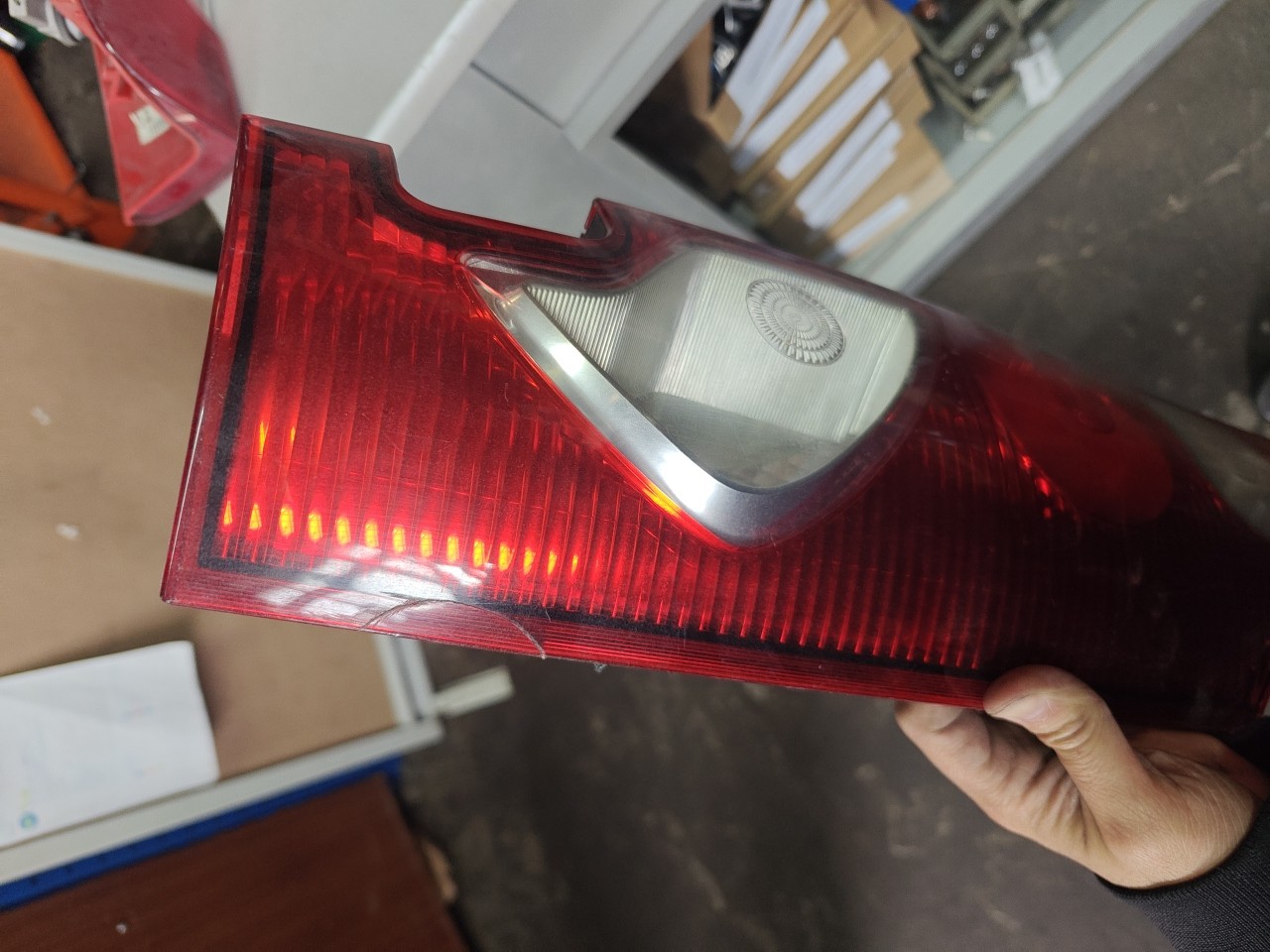 Farolim Esquerdo Painel Lanterna Esquerda Ilharga RENAULT KANGOO / GRAND KANGOO (KW0/1_) | 08 -  Imagem-1