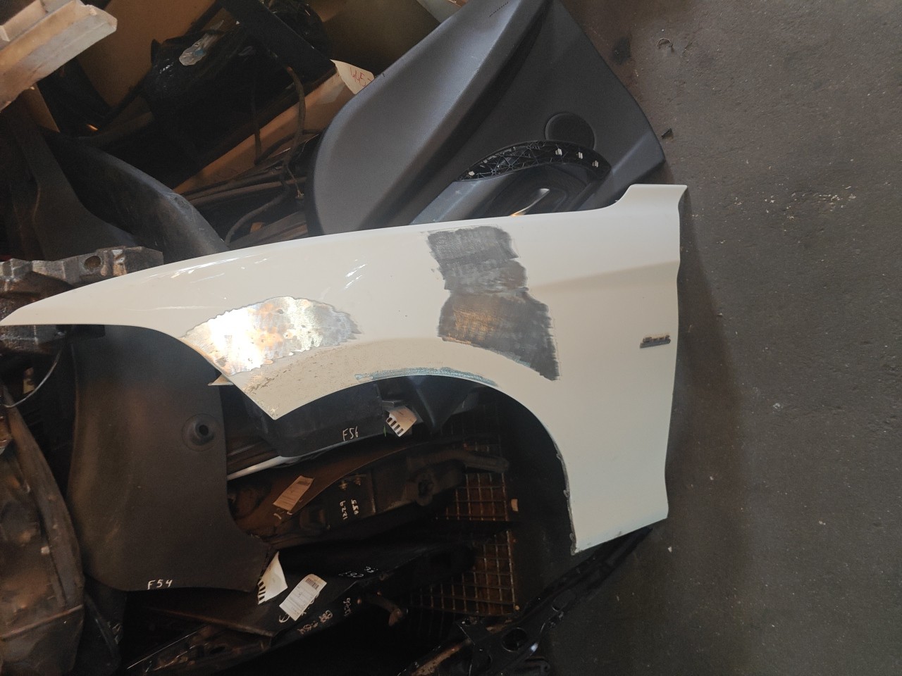 Guarda Lamas Frente Esquerdo BMW 1 (F20) | 11 - 19