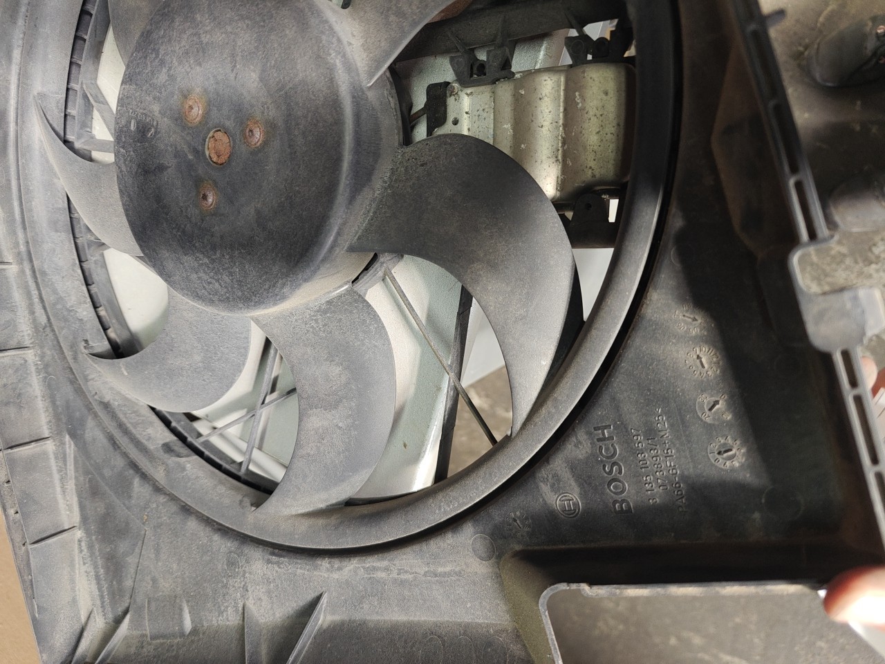 Termoventilador / Motoventilador BMW 1 (E87) | 03 - 13 Imagem-1