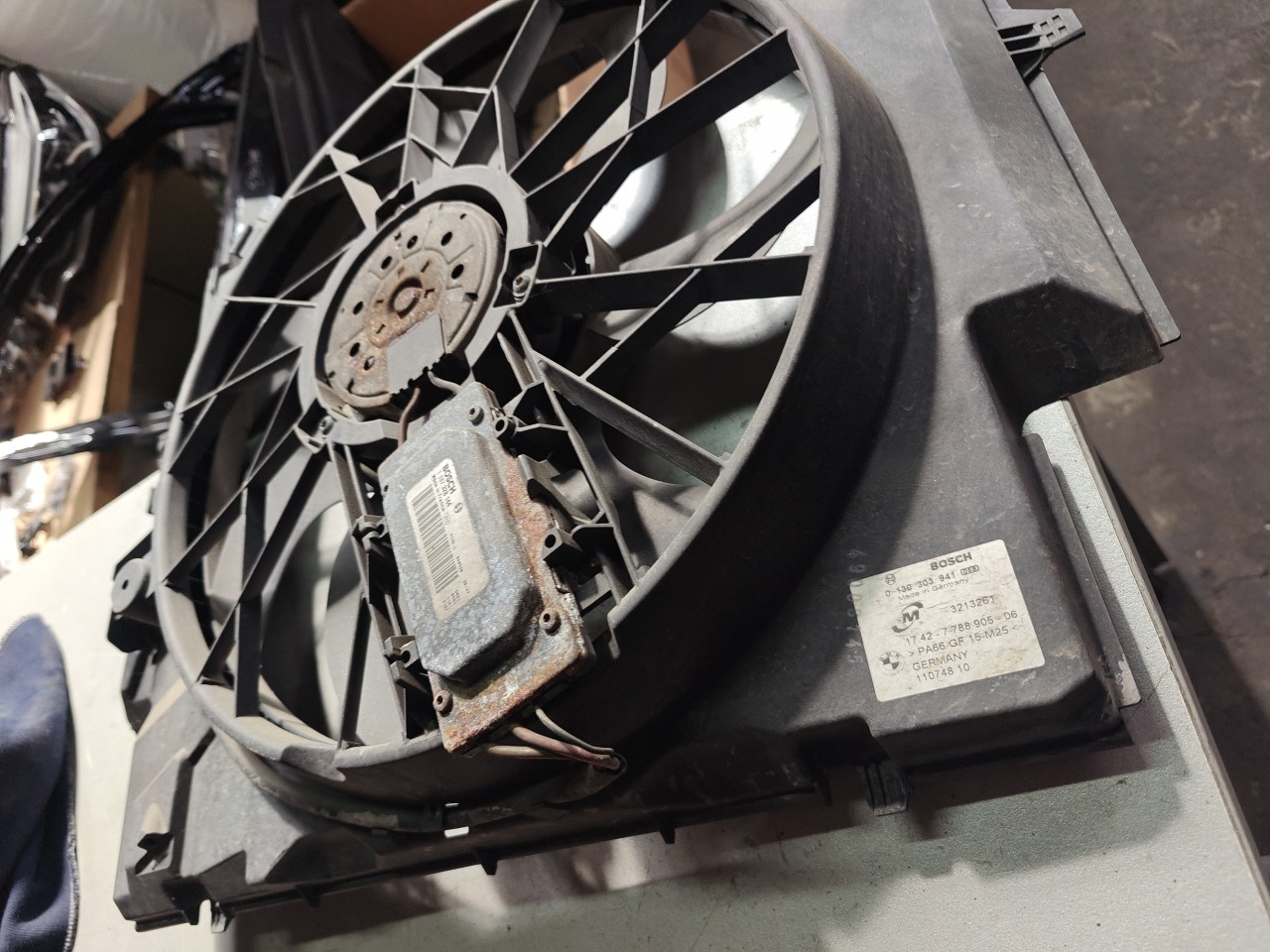 Termoventilador / Motoventilador BMW 1 (E87) | 03 - 13 Imagem-4