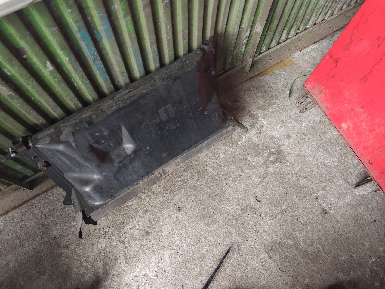 Radiador da Agua VOLKSWAGEN PASSAT (3A2, 35I) | 88 - 97