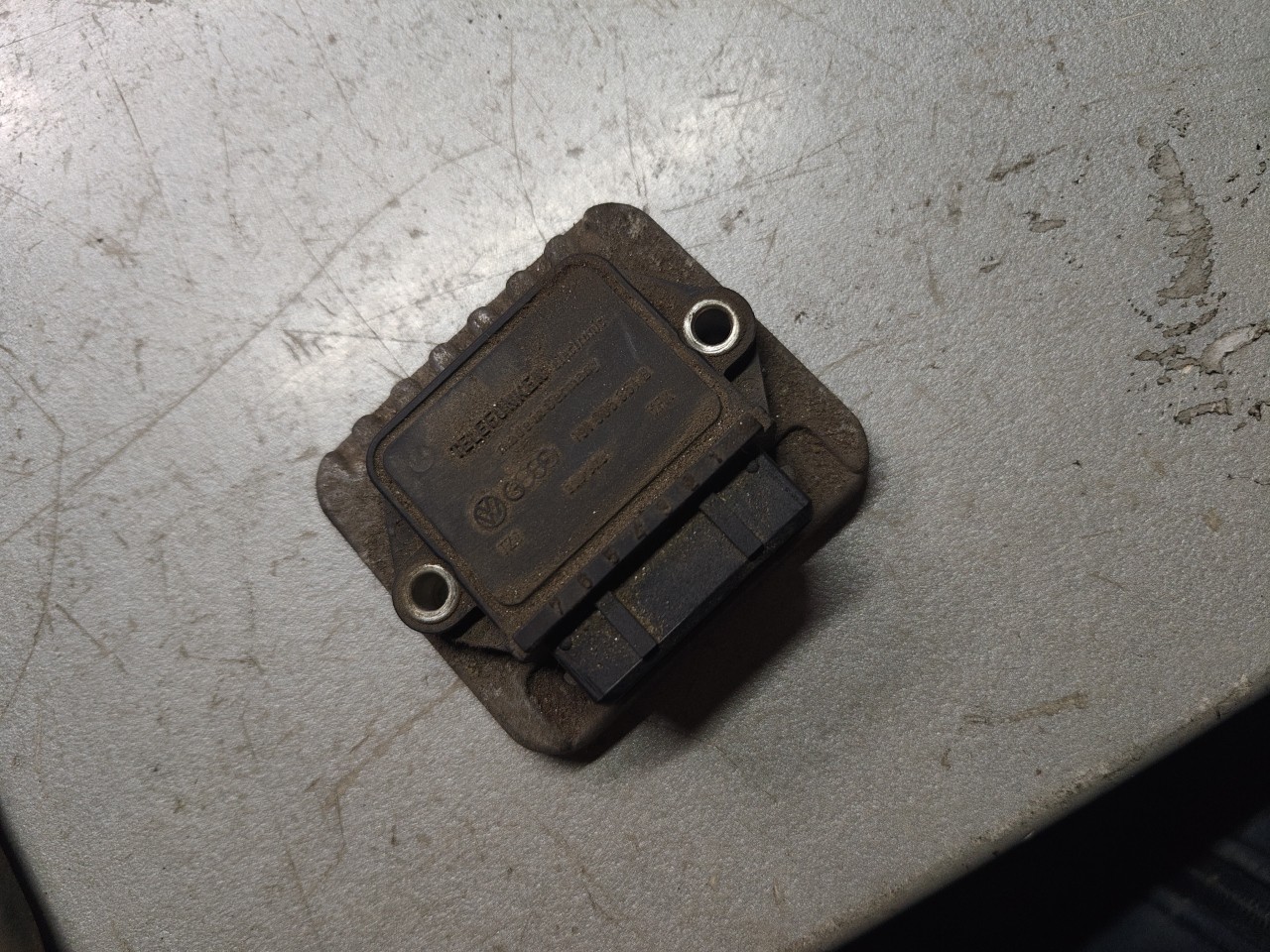 Modulo Eletrico VOLKSWAGEN PASSAT (3A2, 35I) | 88 - 97