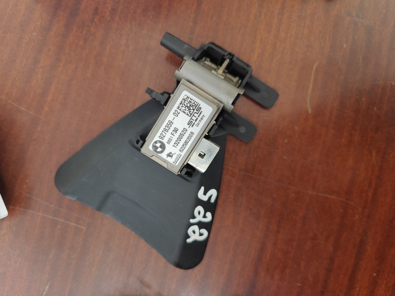Camara Frente BMW 3 (F30, F80) | 11 - 18