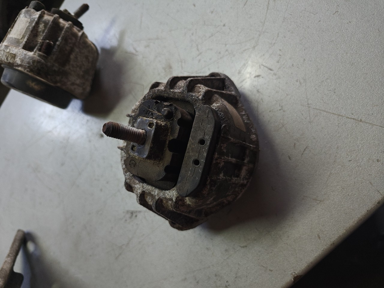 Apoio / Suporte do Motor BMW 1 (E87) | 03 - 13
