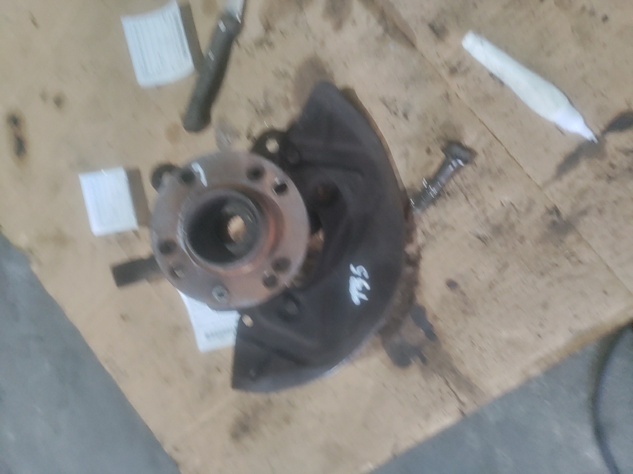 Manga de Eixo Frente Direita VOLKSWAGEN PASSAT (3A2, 35I) | 88 - 97