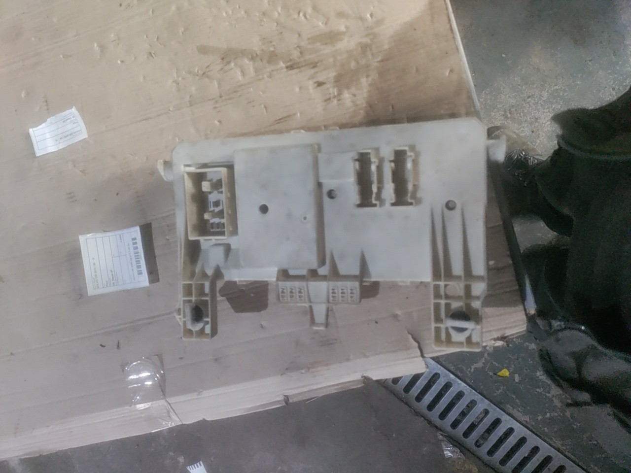 Caixa de Fusiveis / Reles / BSI / SAM VOLVO C30 (533) | 06 - 13 Imagem-2