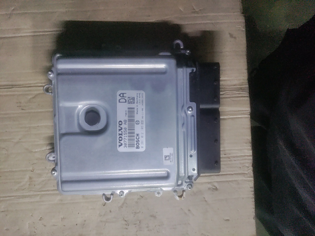 Centralina de Motor / ECU VOLVO C30 (533) | 06 - 13