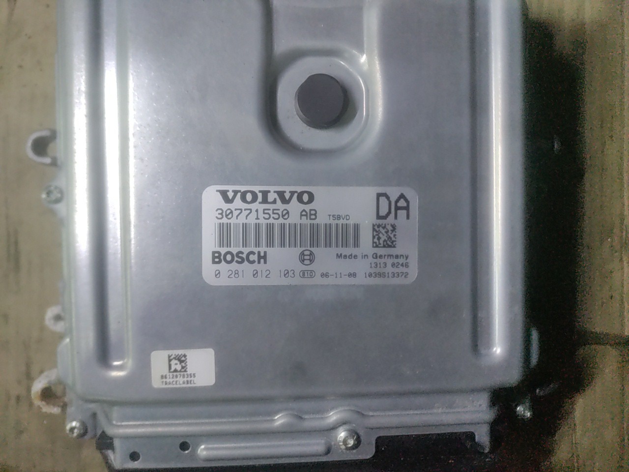 Engine Module VOLVO C30 (533) | 06 - 13 Imagem-3