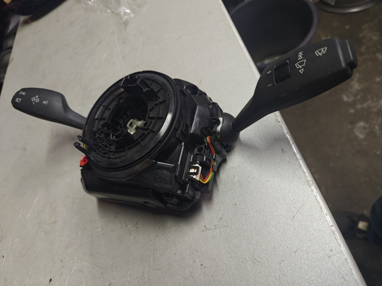 Fita de Airbag com Comutador luzes e limpa vidros BMW 5 (F10) | 09 - 16 Imagem-9