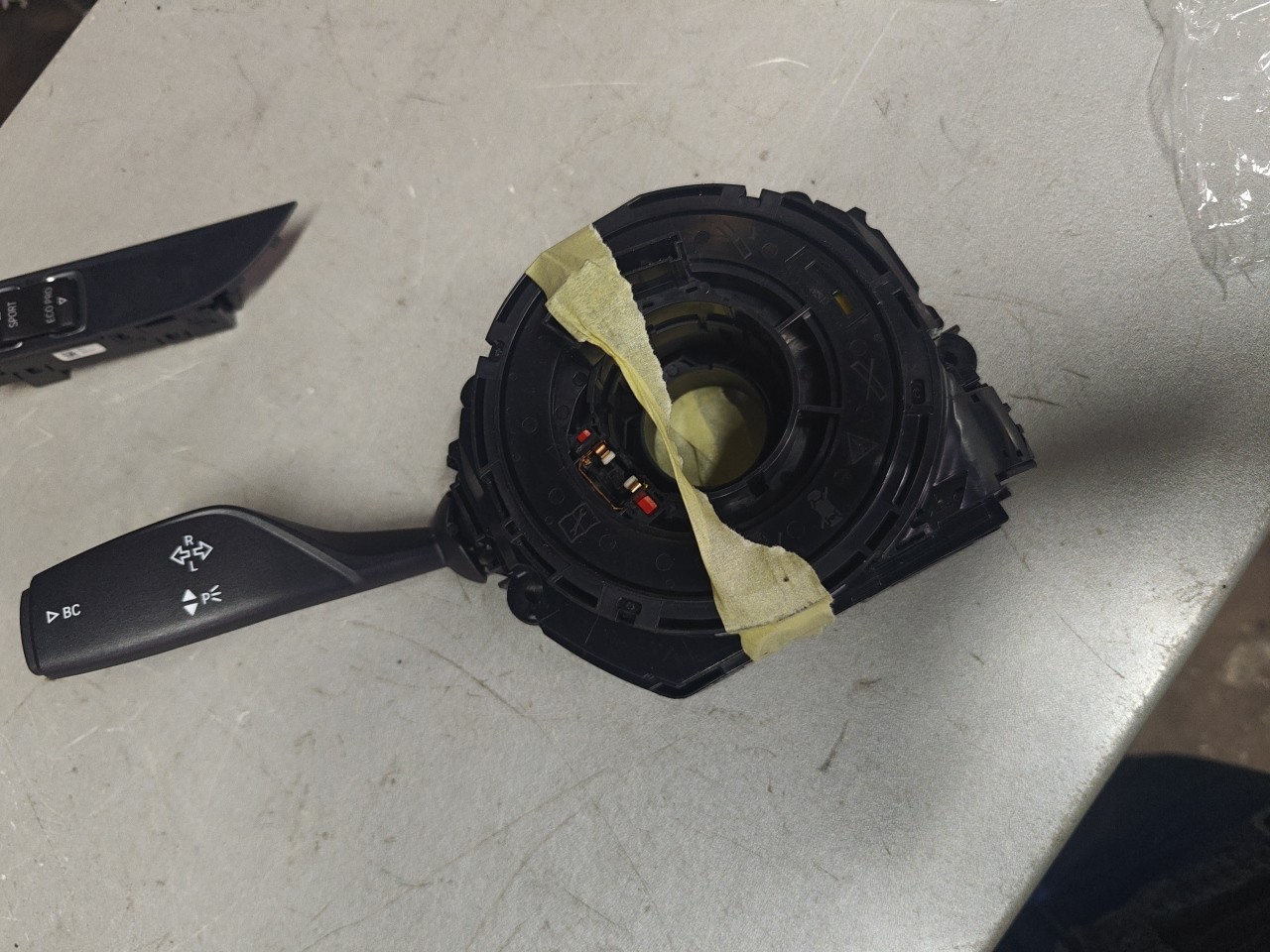 Fita de Airbag com Comutador luzes e limpa vidros BMW i3 (I01) | 13 - 