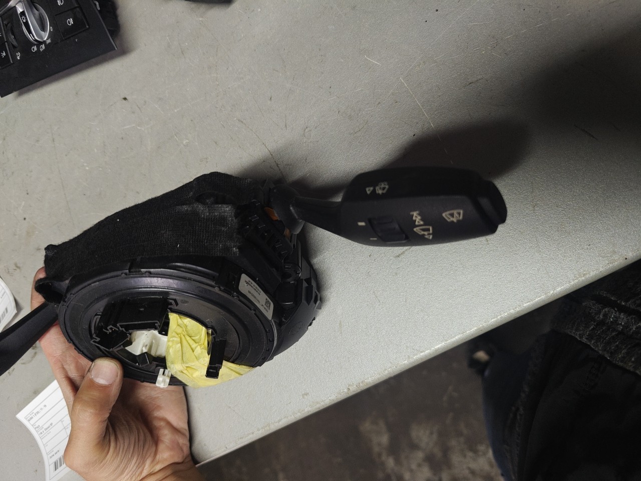 Fita de Airbag com Comutador luzes e limpa vidros BMW 3 (F30, F80) | 11 - 18 Imagem-2