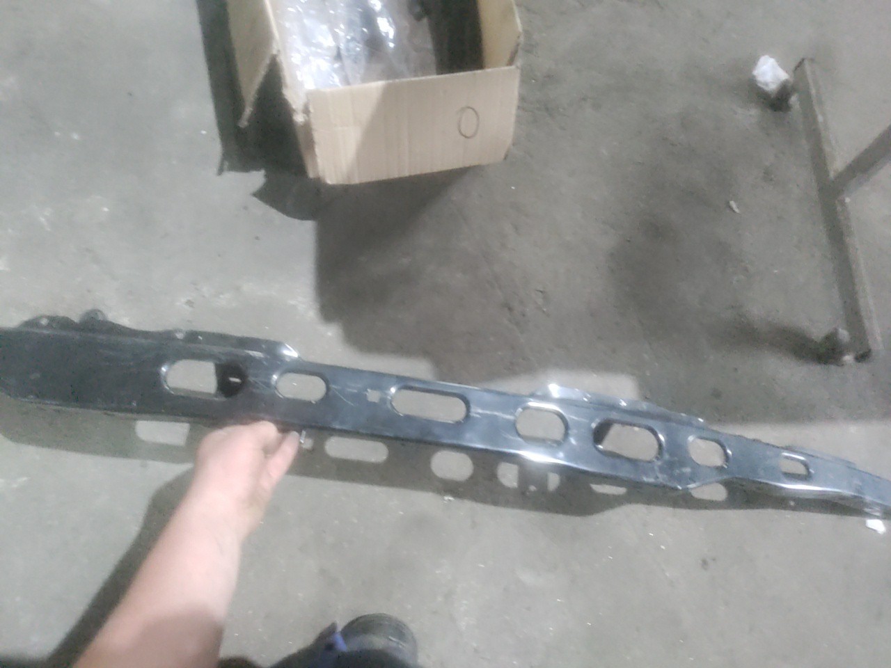 Barra de Chapa da Frente BMW i3 (I01) | 13 - 