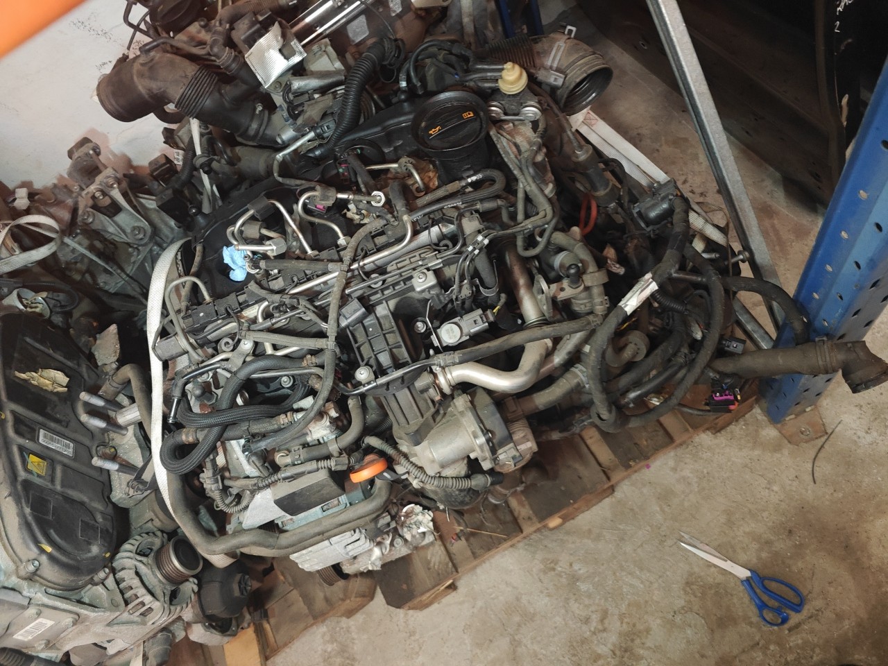 Motor com acessorios VOLKSWAGEN GOLF VI (5K1) | 08 - 14