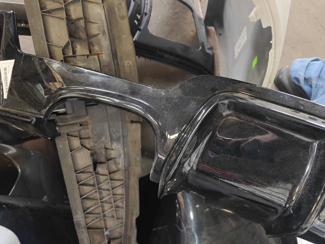 Difusor do Parachoques Tras BMW 4 Gran Coupe (F36) | 14 -  Imagem-9 Difusor do Parachoques Tras BMW 4 Gran Coupe (F36) | 14 -  Imagem-9