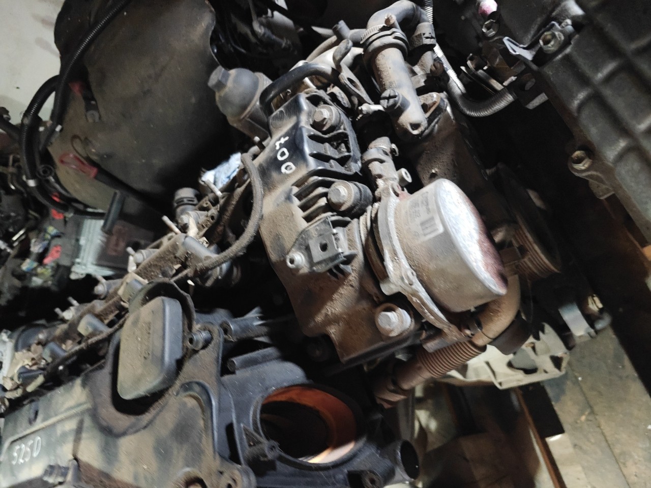 Motor com acessorios BMW 5 (E60) | 01 - 10 Imagem-2 Motor com acessorios BMW 5 (E60) | 01 - 10 Imagem-2