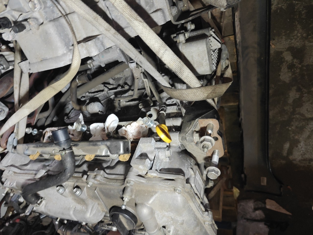 Motor com acessorios TOYOTA AURIS (_E18_) | 12 - 18 Imagem-2 Motor com acessorios TOYOTA AURIS (_E18_) | 12 - 18 Imagem-2
