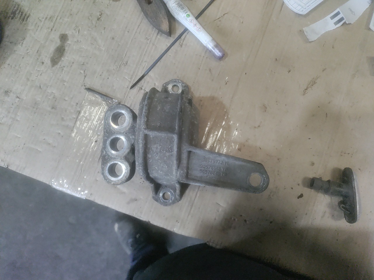 Apoio / Suporte do Motor OPEL ASTRA G Hatchback (T98) | 98 - 09