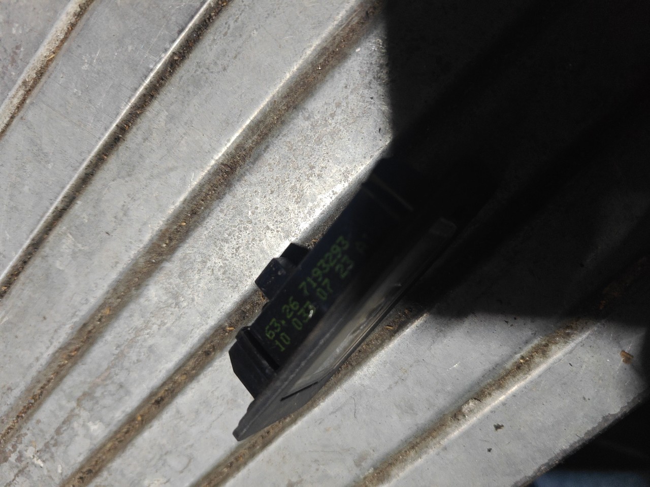 Luz de matricula BMW 3 (E90) | 04 - 12 Imagem-1 Luz de matricula BMW 3 (E90) | 04 - 12 Imagem-1